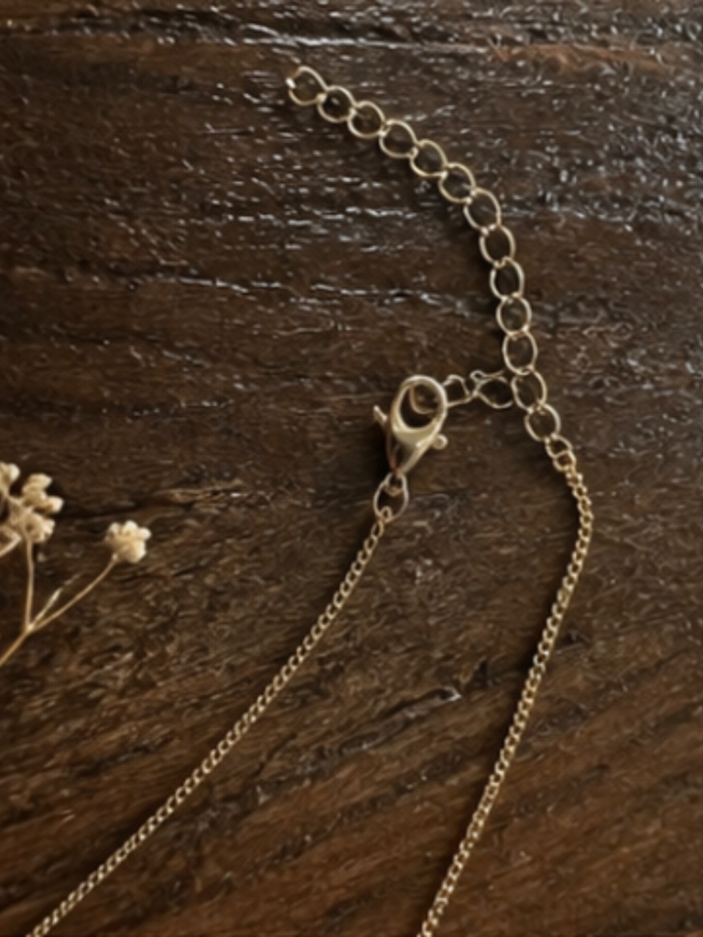 Red & Orange Knot Pearl Necklace - Picture 3 of 4